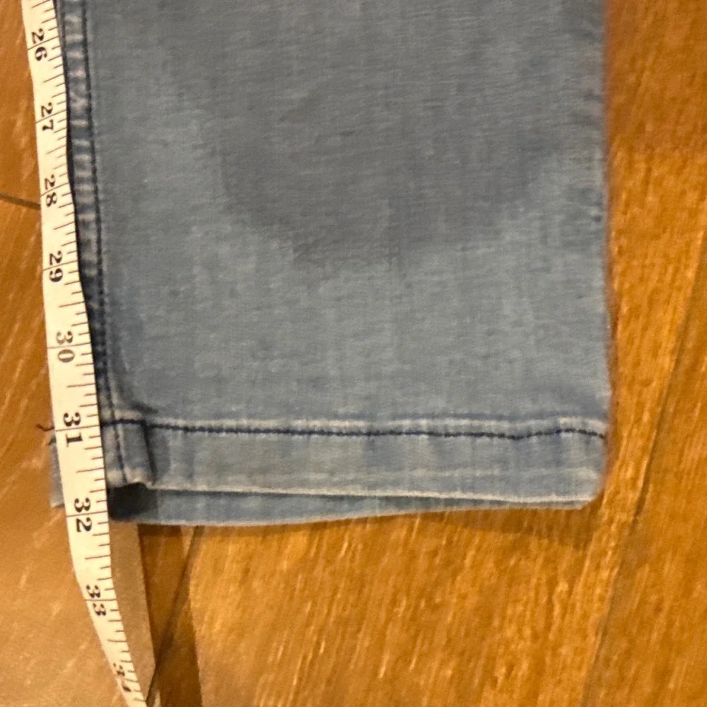 Mugsy Cooldowns Men Light Wash Blue Stretch Distressed Denim Jeans FLX9CTL 33x32